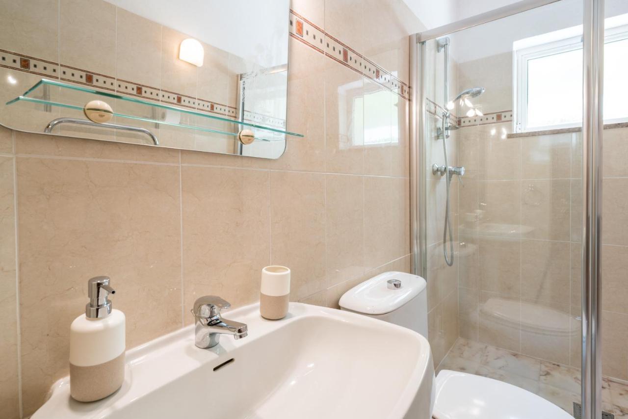 Casa Laranja Three Bedroom Villa 롤레 외부 사진