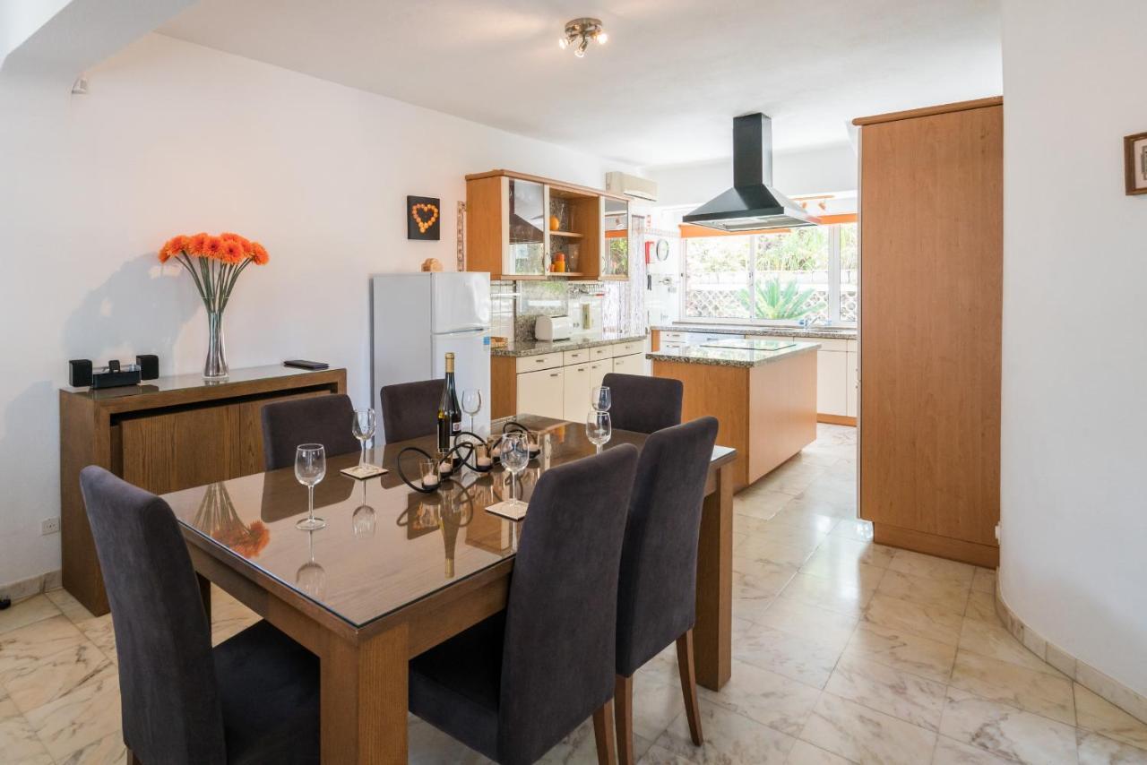 Casa Laranja Three Bedroom Villa 롤레 외부 사진